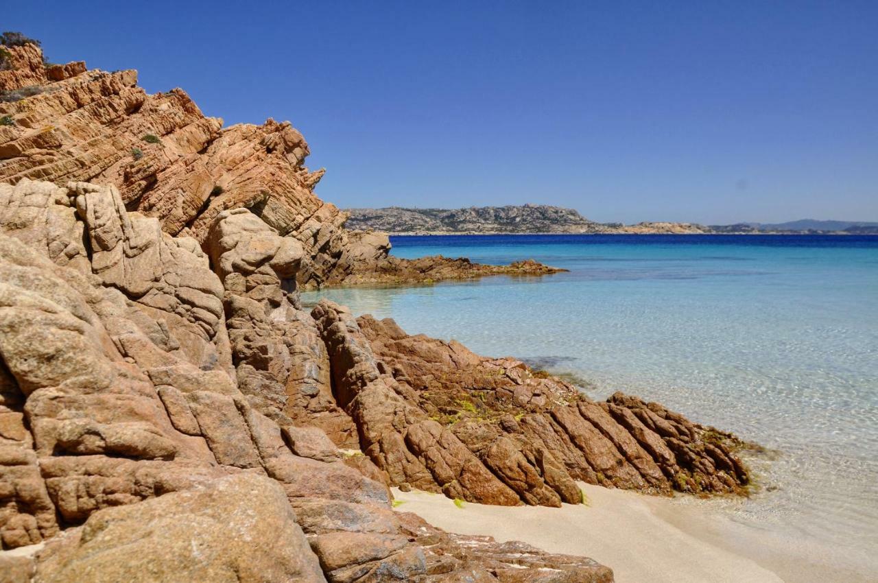 Casa Duminicheddha, Mare E Relax In Gallura Bassacutena Exterior foto